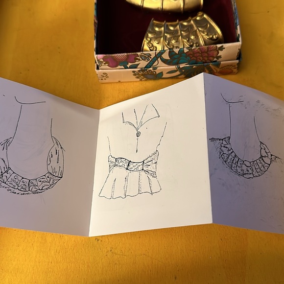 New Pair of Gold Ann Cahill Scarf Tubes - Picture 6 of 8